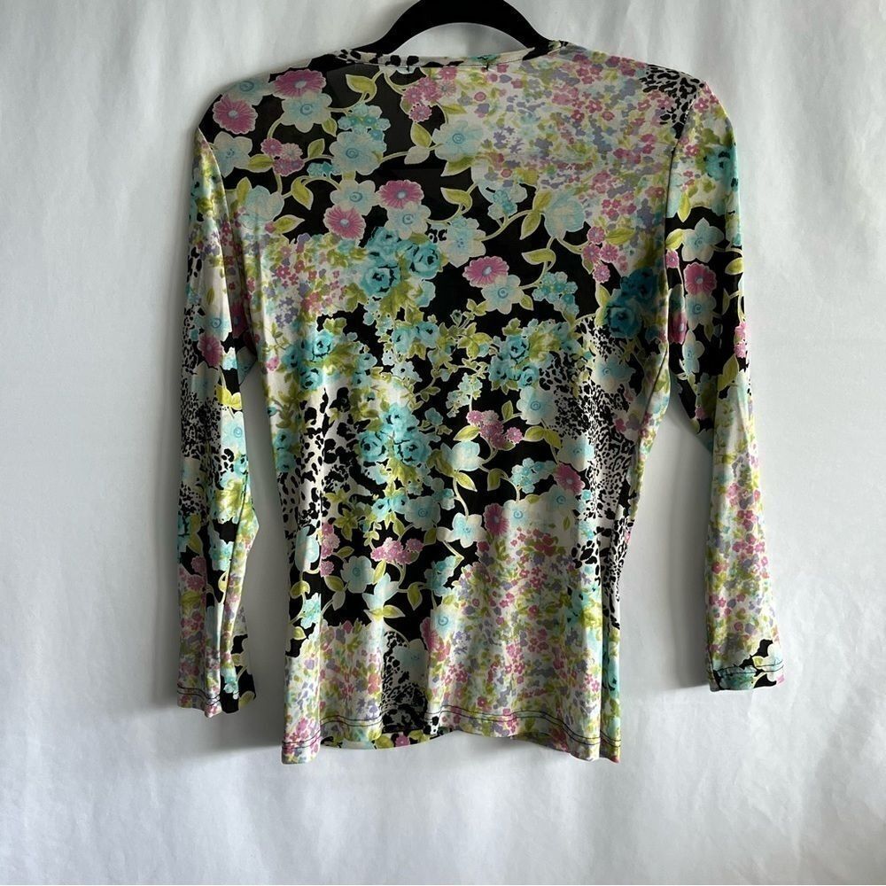 Vintage Rafael Micro Mesh Floral Button Front Top - Picture 7 of 7